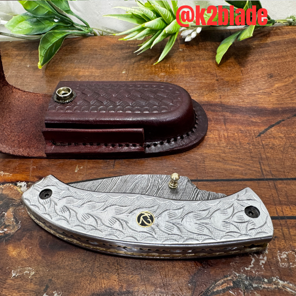 Damascus Steel folding Knife