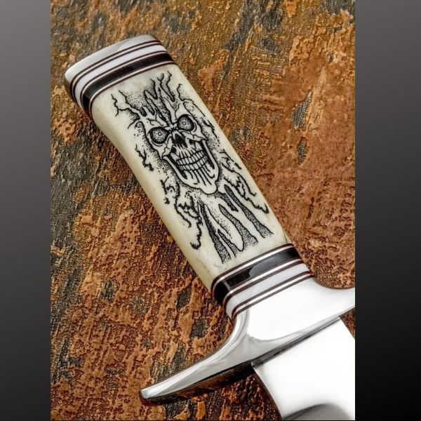 Skull handle design